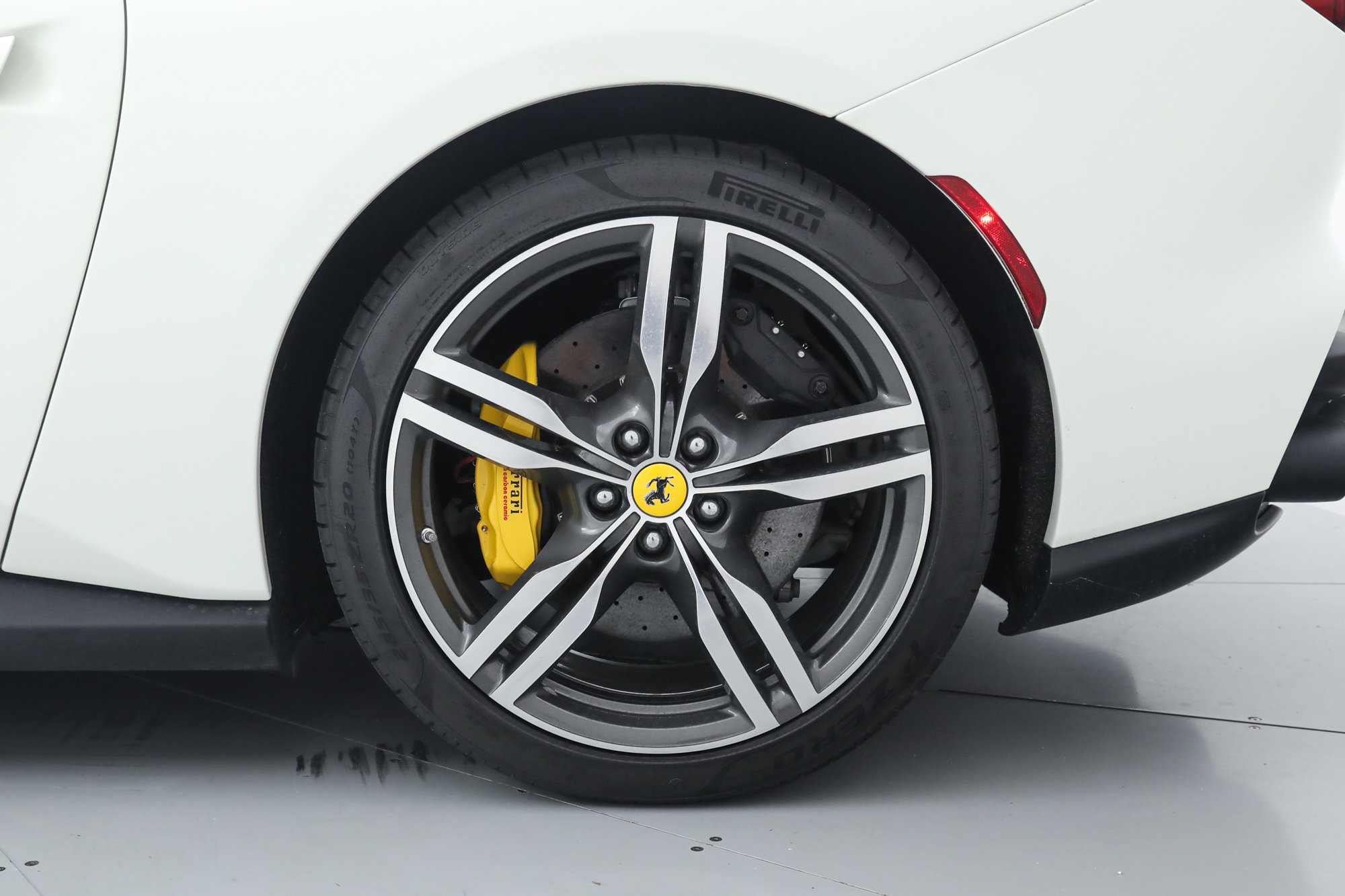 Certified 2023 Ferrari Portofino M RWD image 41