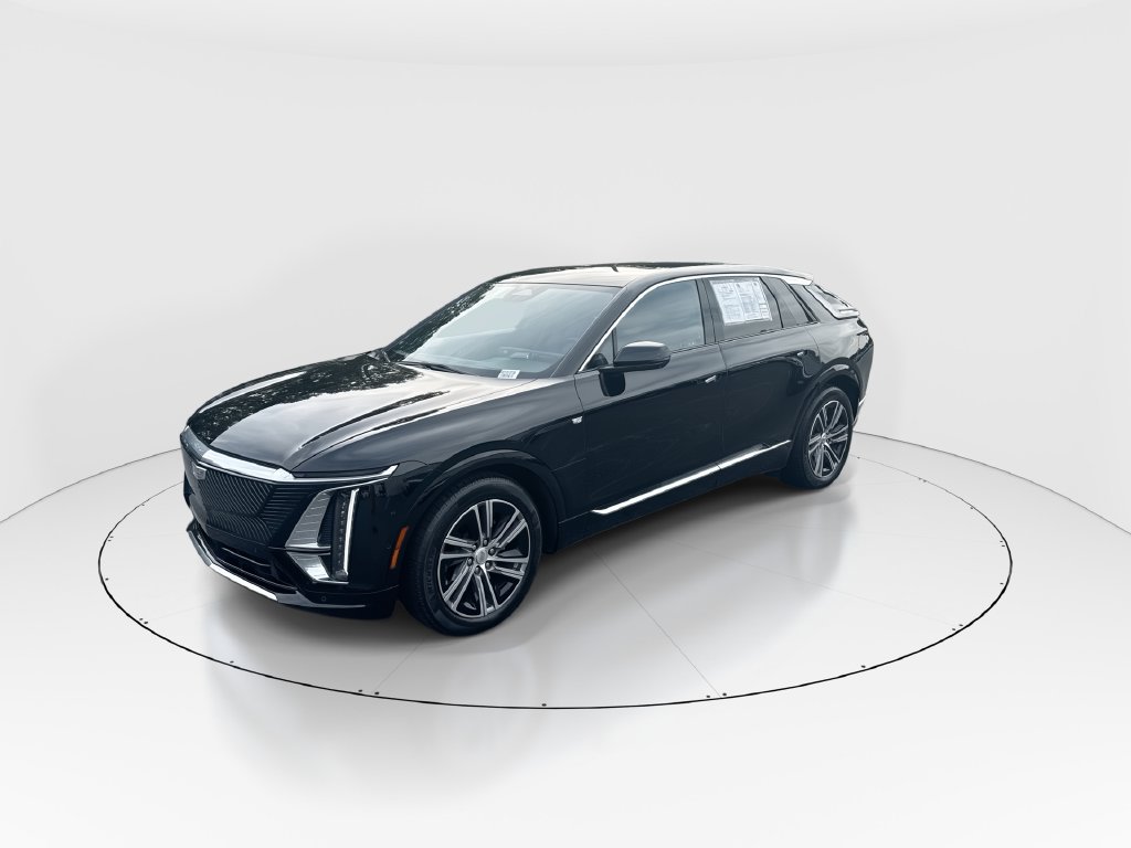 Used 2024 Cadillac Lyriq Luxury RWD image 4