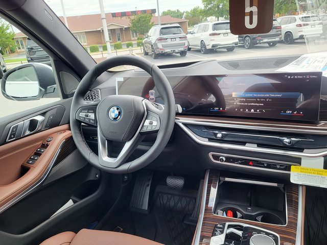 New 2026 BMW X5 xDrive50e w/ Premium Package image 17