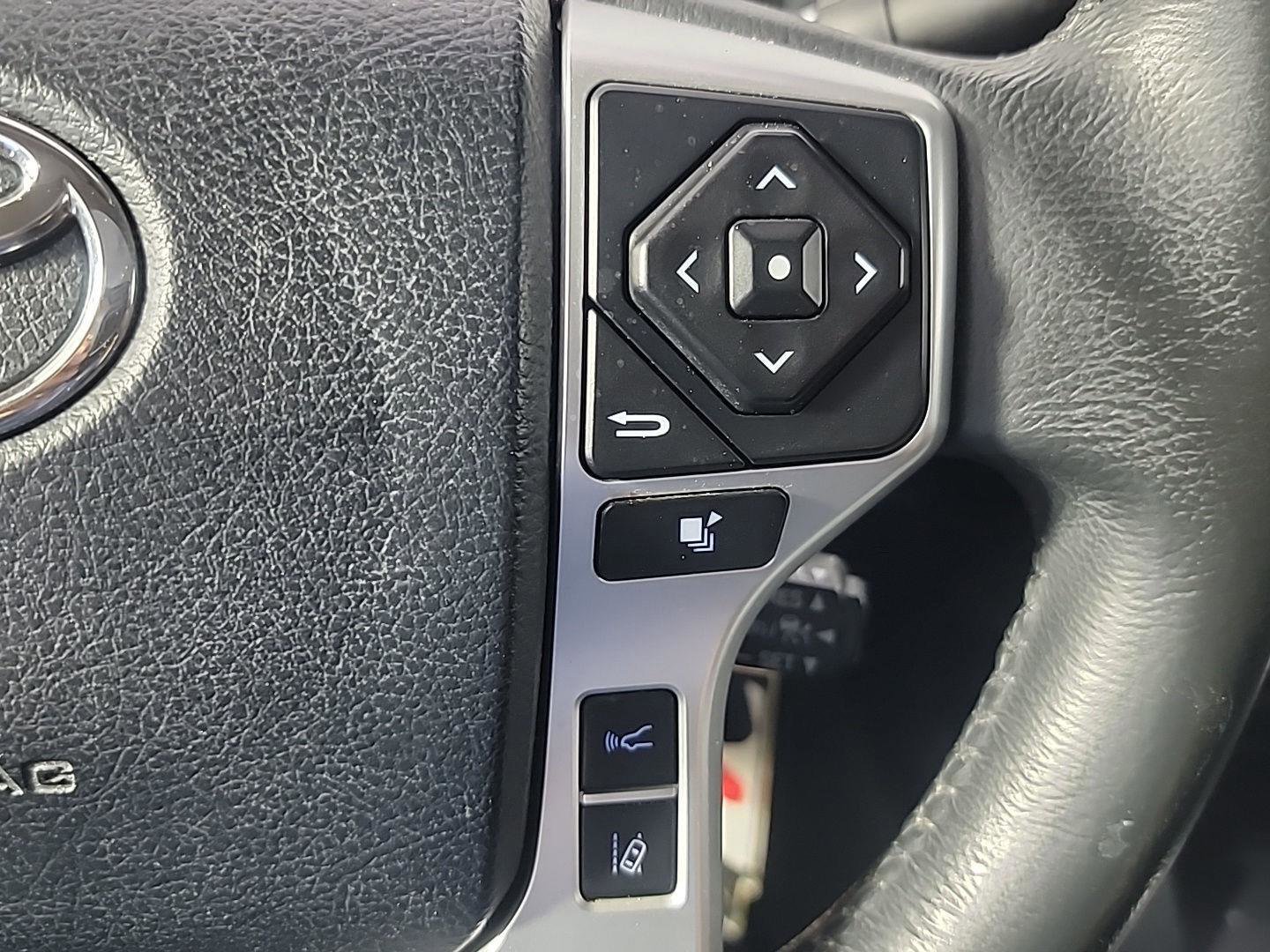 Used 2018 Toyota Tundra Limited w/ Limited Premium Package AWD/4WD image 25