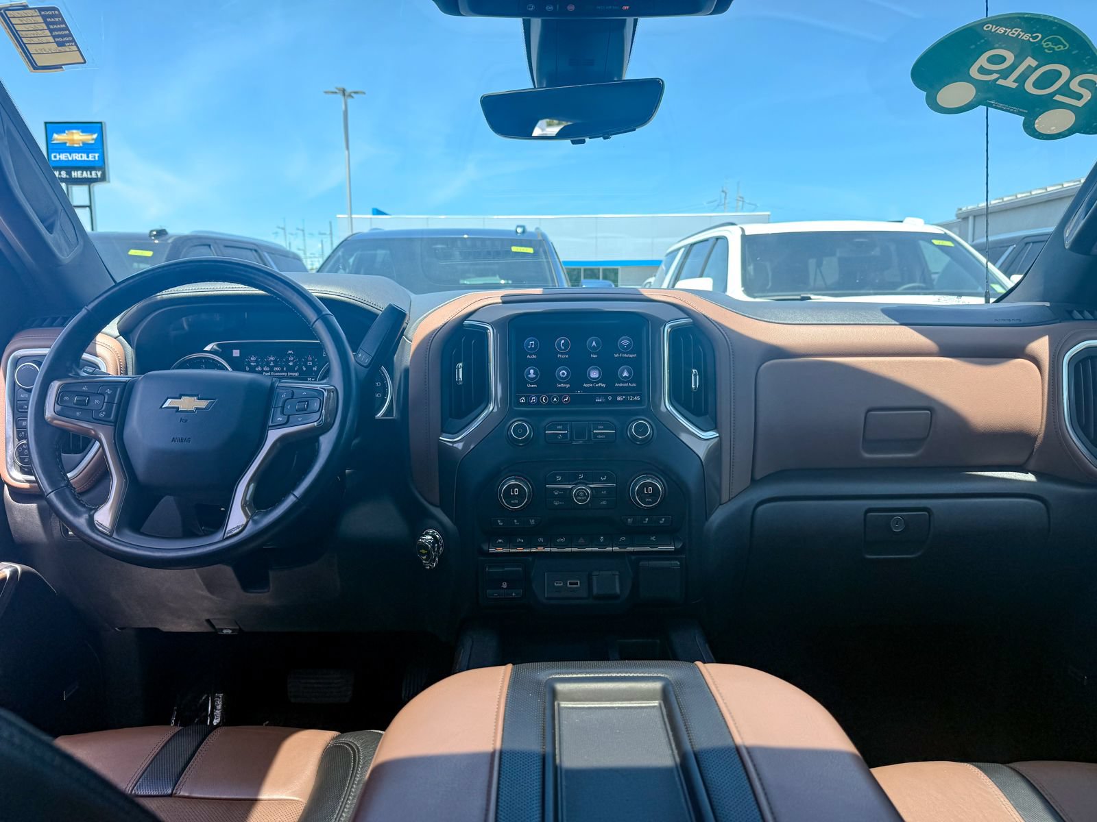 Certified 2019 Chevrolet Silverado 1500 High Country w/ Technology Package AWD/4WD image 22