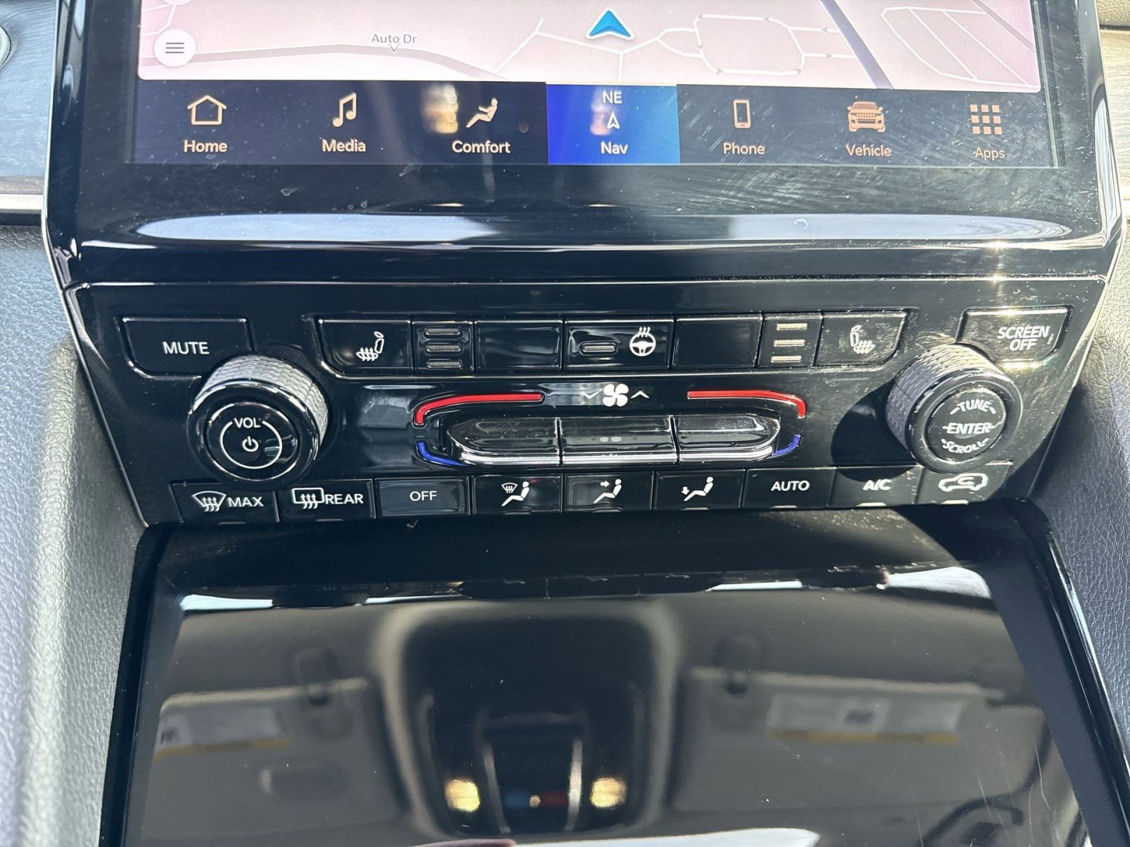 Used 2023 Jeep Grand Cherokee L Limited image 17