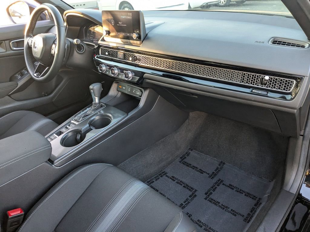 Used 2025 Honda Civic Sport image 30