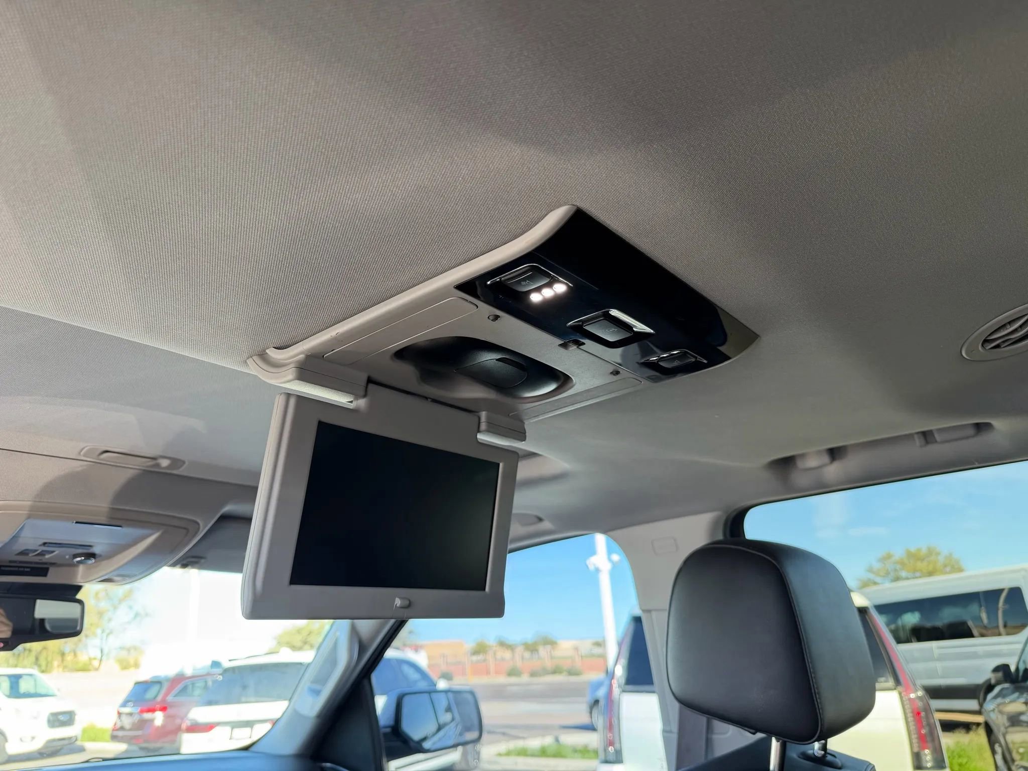 Used 2017 Chevrolet Tahoe LT image 18