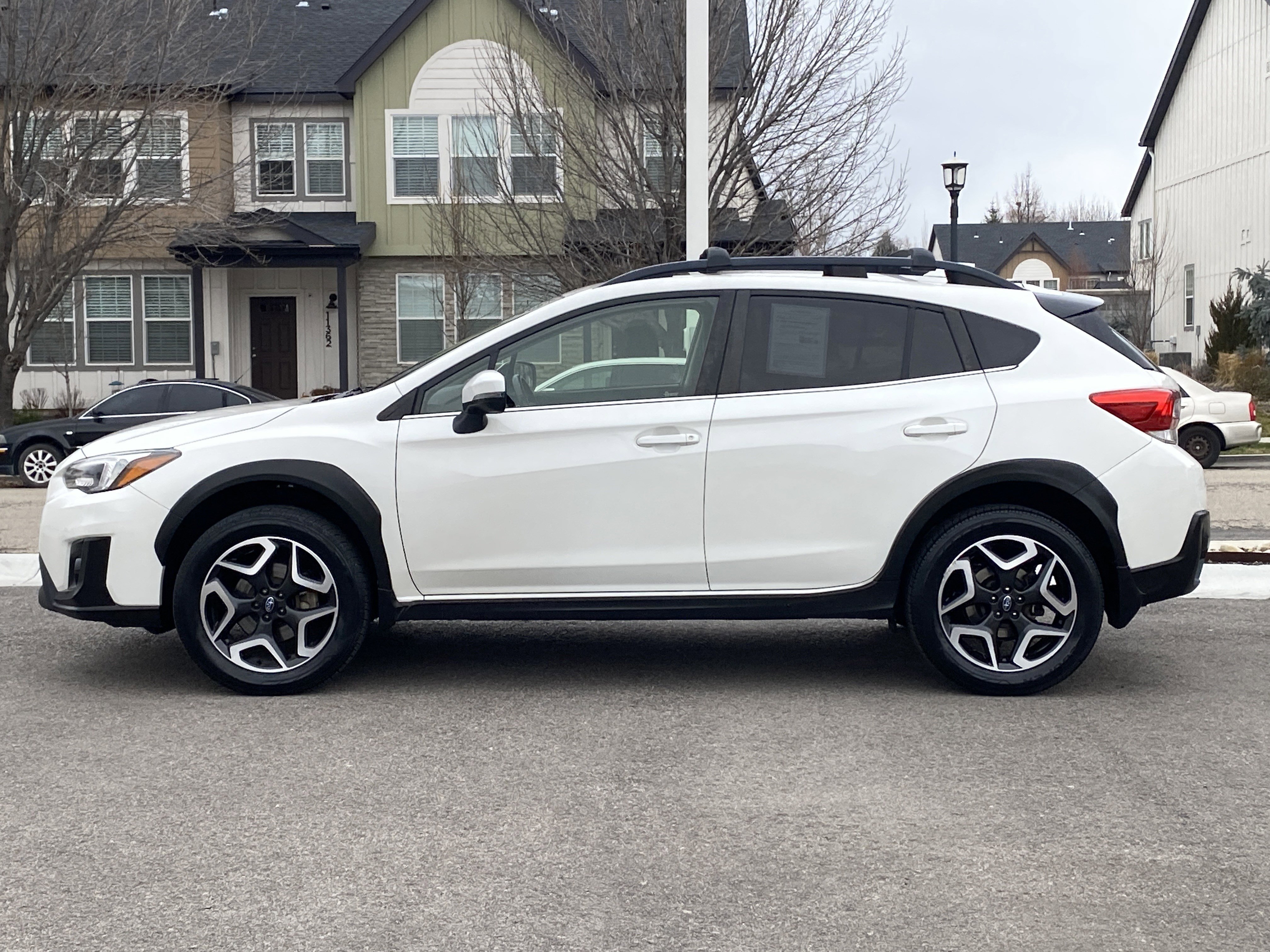 Used 2019 Subaru Crosstrek 2.0i Limited w/ Moonroof Package w/Navigation image 3