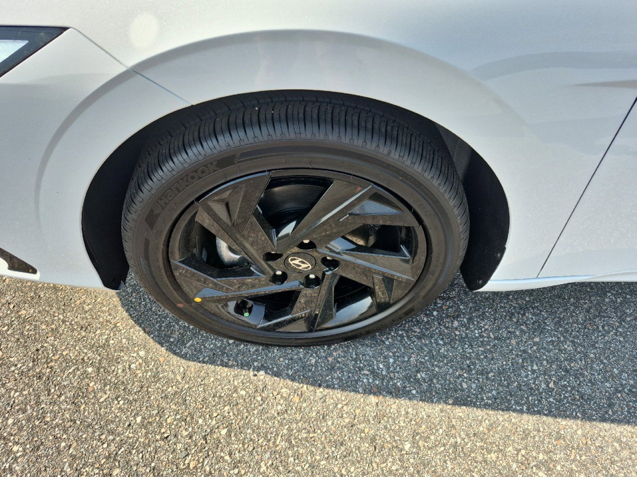 New 2026 Hyundai Elantra SEL Sport Premium image 18