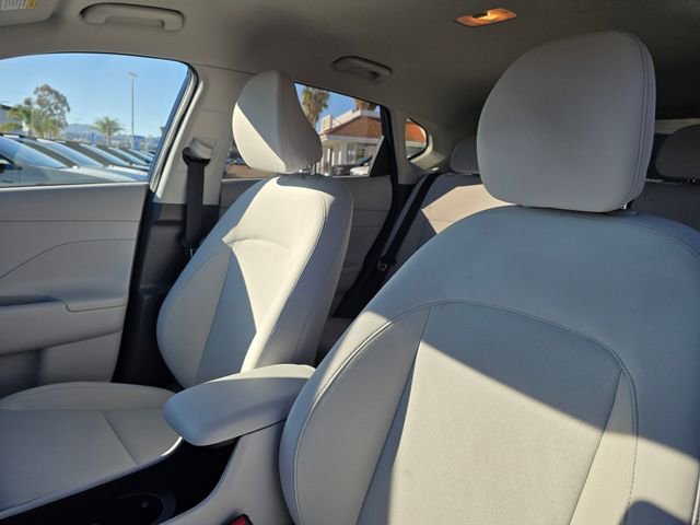 Used 2024 Hyundai Kona SEL AWD/4WD image 16