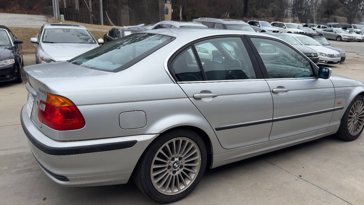 Used 2001 BMW 330i Sedan image 9