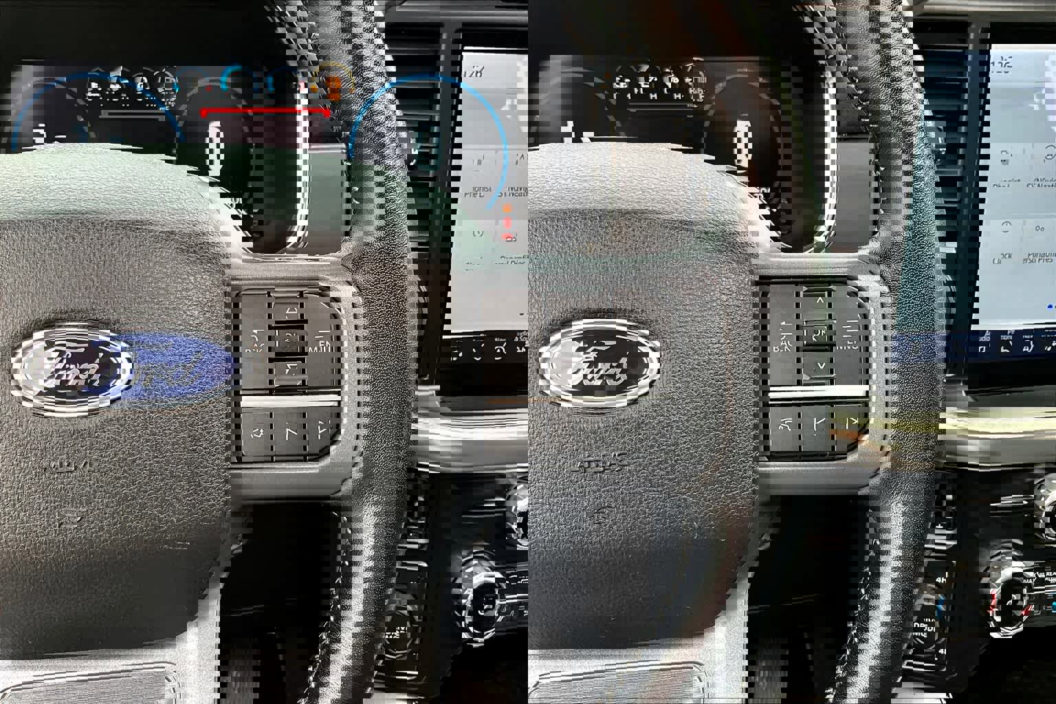 Used 2022 Ford F150 Lariat w/ Equipment Group 502A High image 48