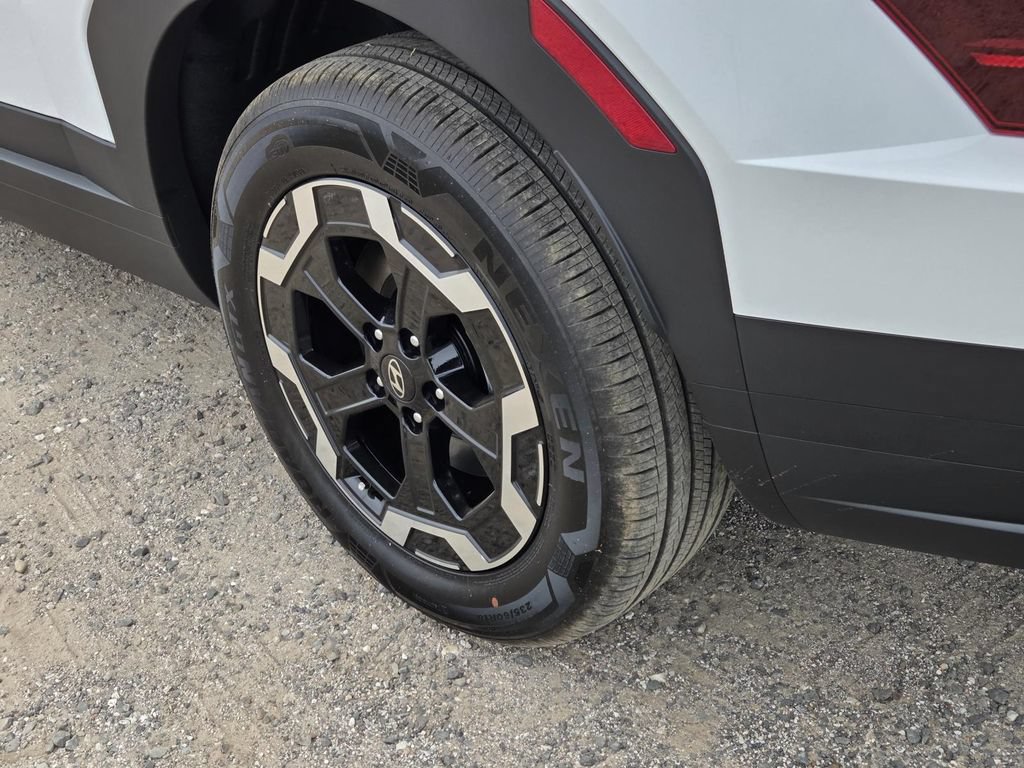 New 2027 Hyundai Santa Fe SEL FWD image 5