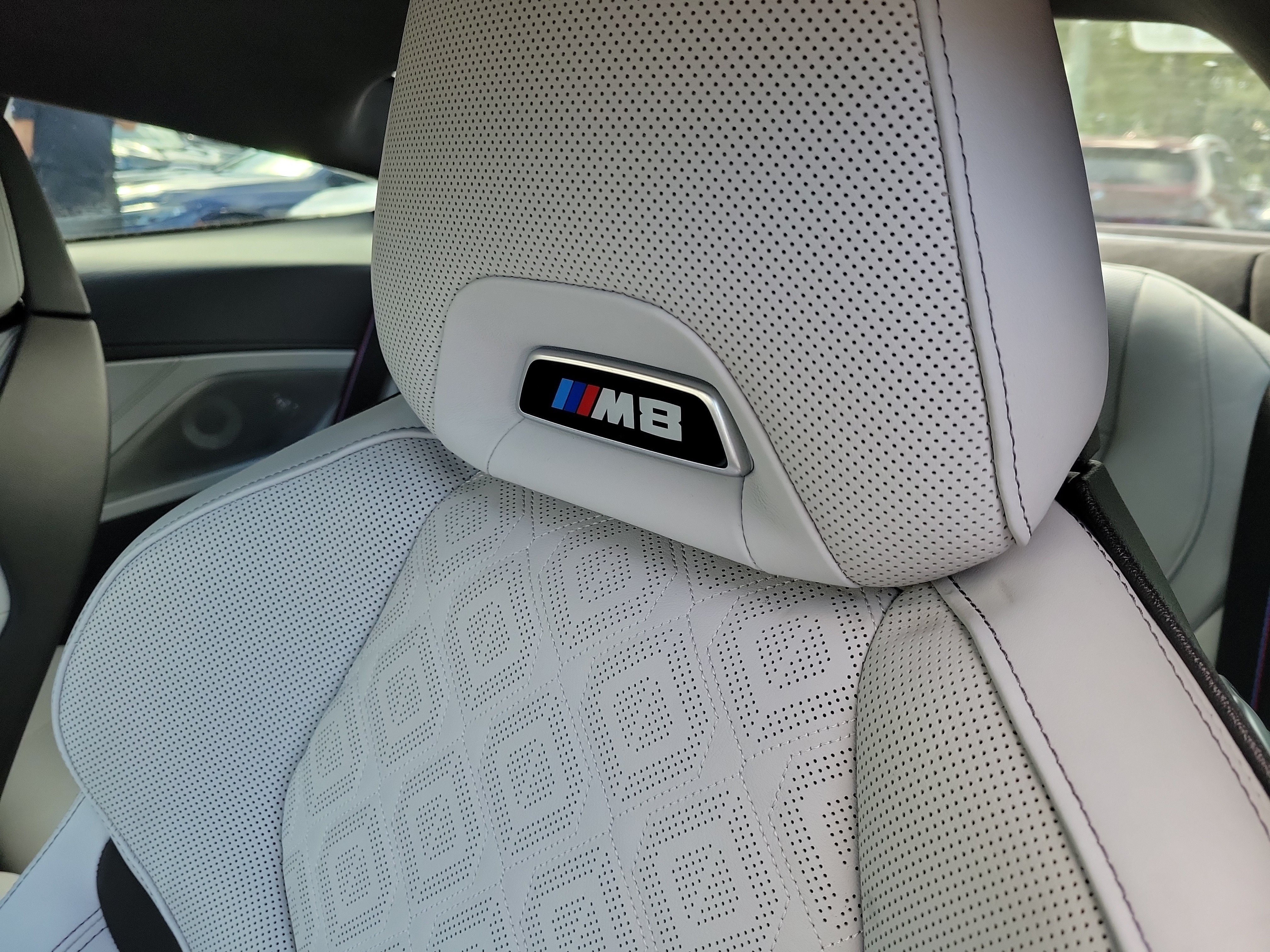Used 2022 BMW M8 Competition w/ M Carbon Exterior Package AWD/4WD image 16