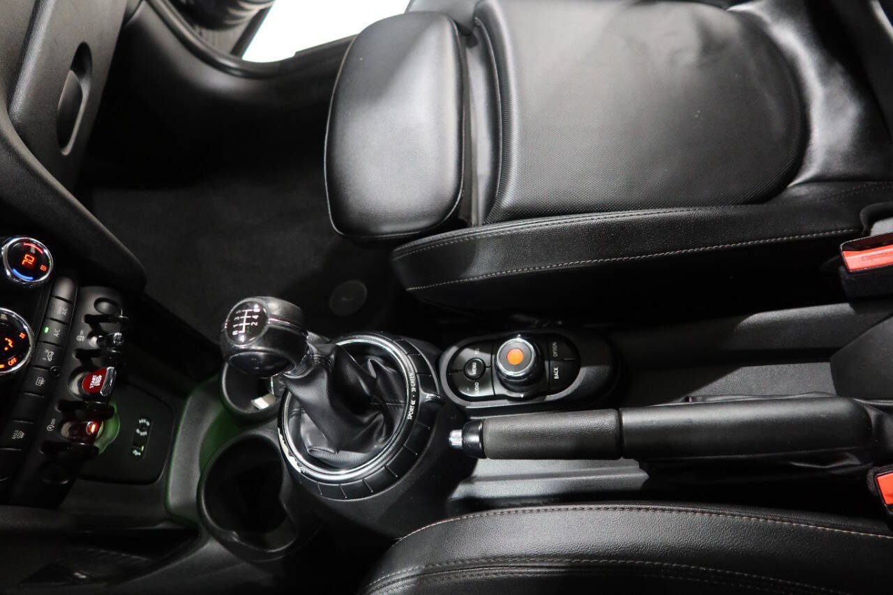Used 2015 MINI Cooper S FWD image 23