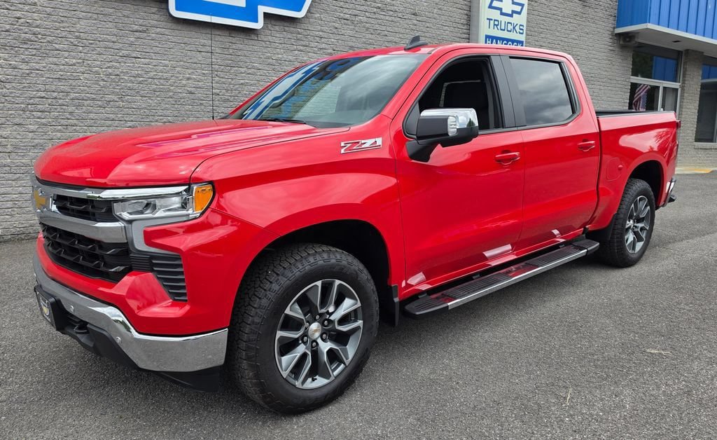 New 2026 Chevrolet Silverado 1500 LT w/ Z71 Off-Road Package AWD/4WD image 4