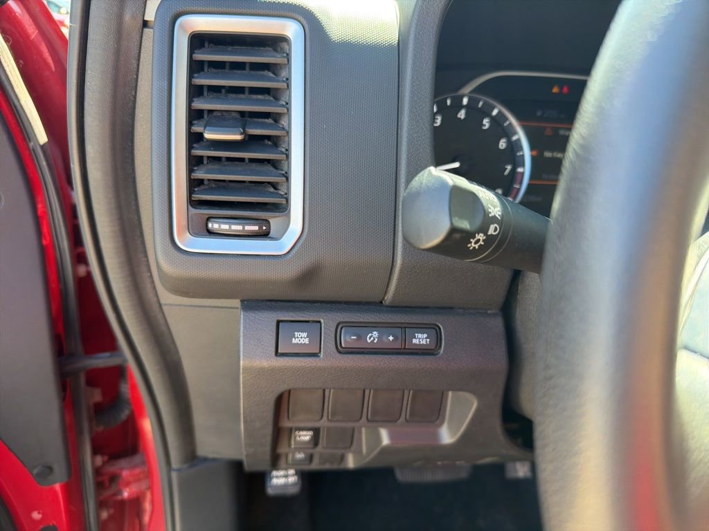 Used 2022 Nissan Frontier SV image 27