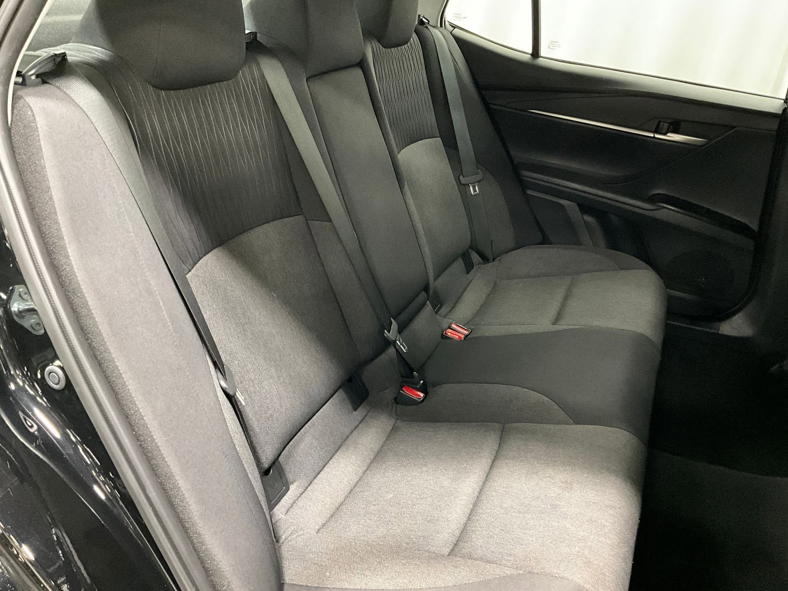 Used 2025 Toyota Camry LE image 24