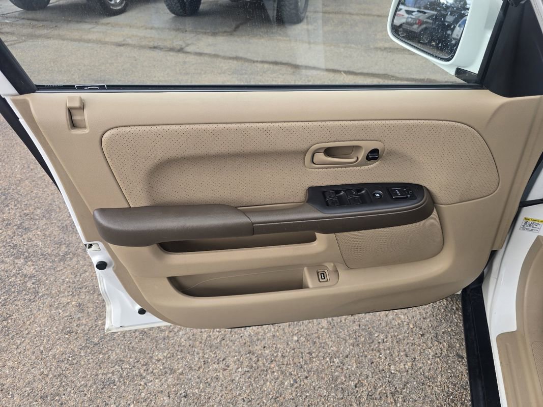 Used 2005 Honda CR-V EX image 9