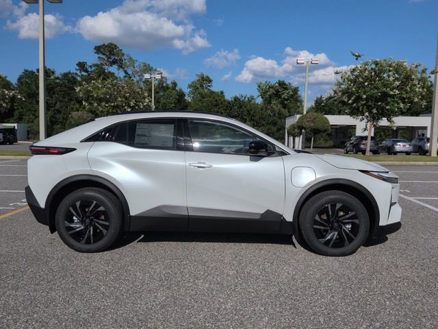 New 2026 Toyota C-HR AWD/4WD image 3