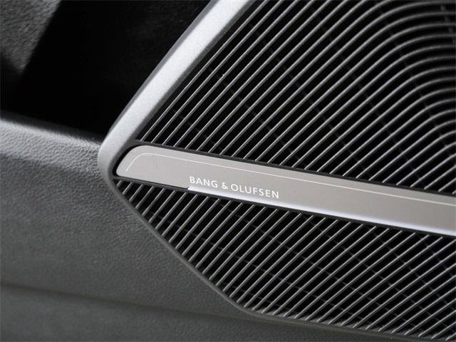 Used 2022 Audi SQ5 Prestige w/ Prestige Package image 29