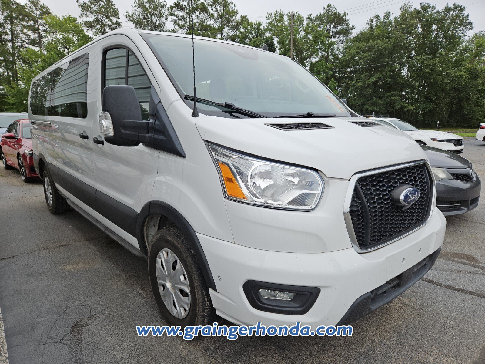 Used 2022 Ford Transit 350 XLT RWD image 5