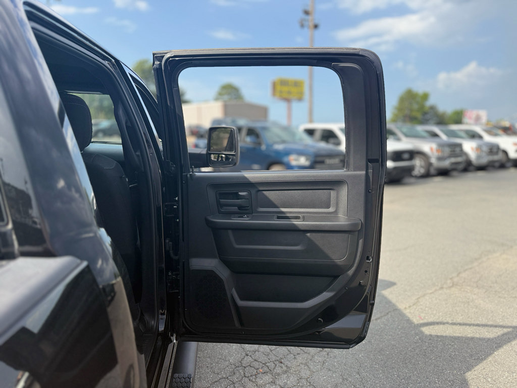 Used 2025 RAM 2500 Tradesman AWD/4WD image 29