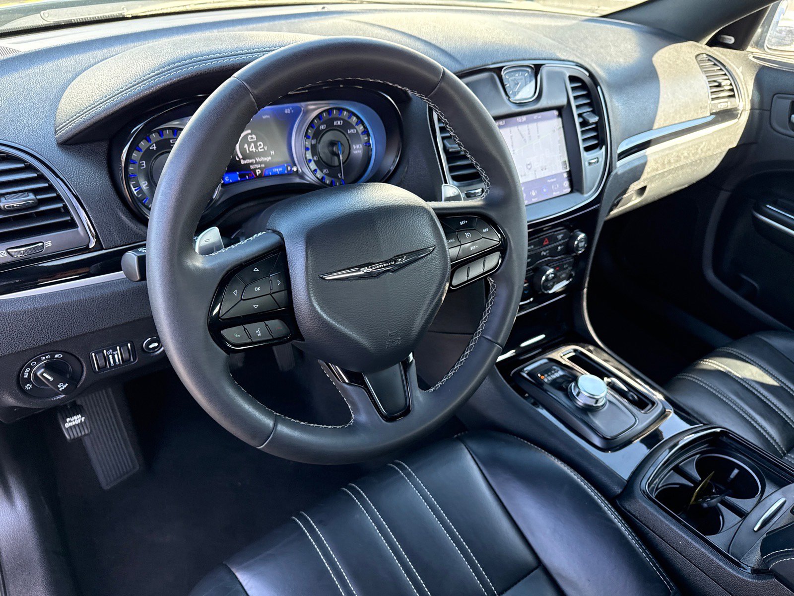 Used 2023 Chrysler 300 S RWD image 13