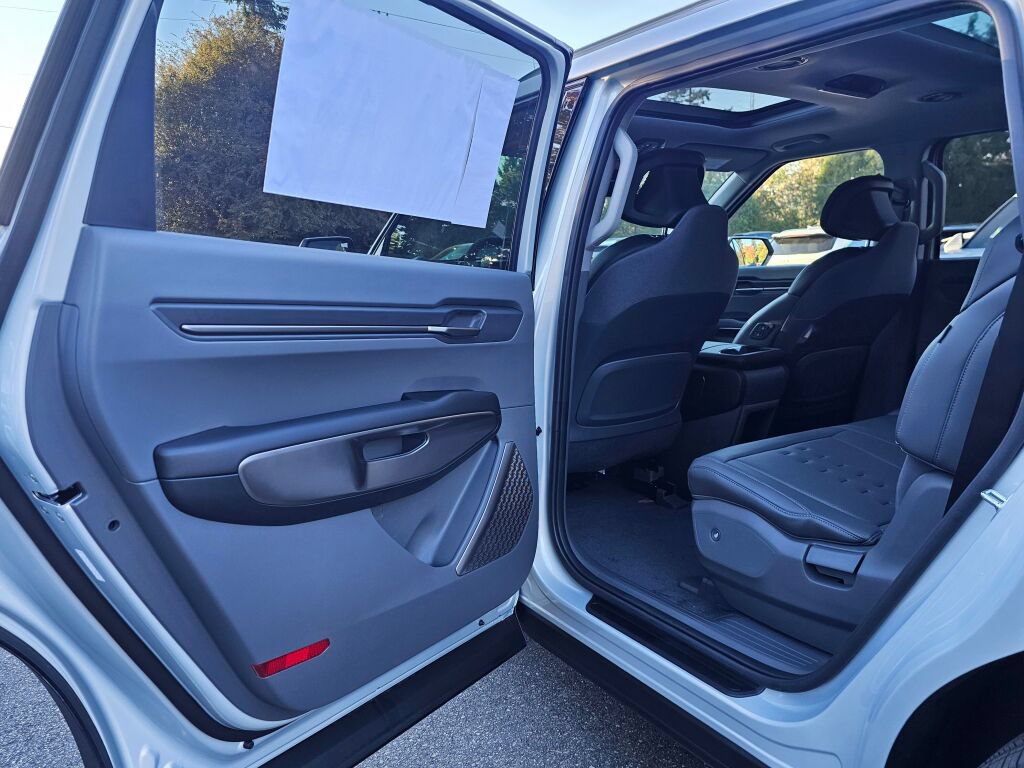 New 2026 Kia EV9 Wind AWD/4WD image 24