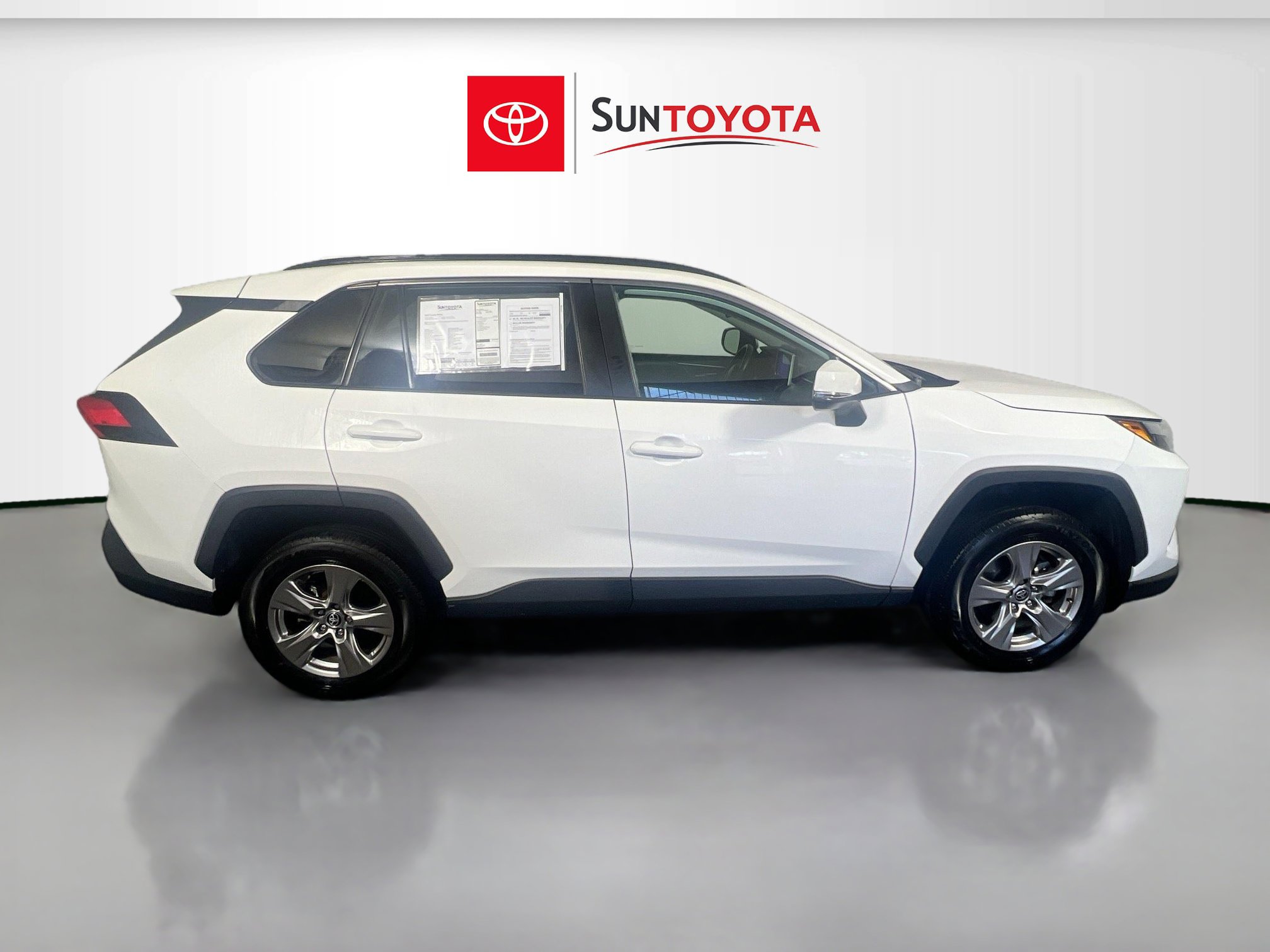 Used 2023 Toyota RAV4 XLE image 2