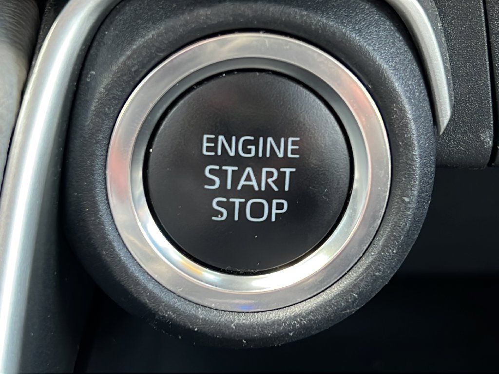 Used 2025 Toyota Grand Highlander AWD image 23