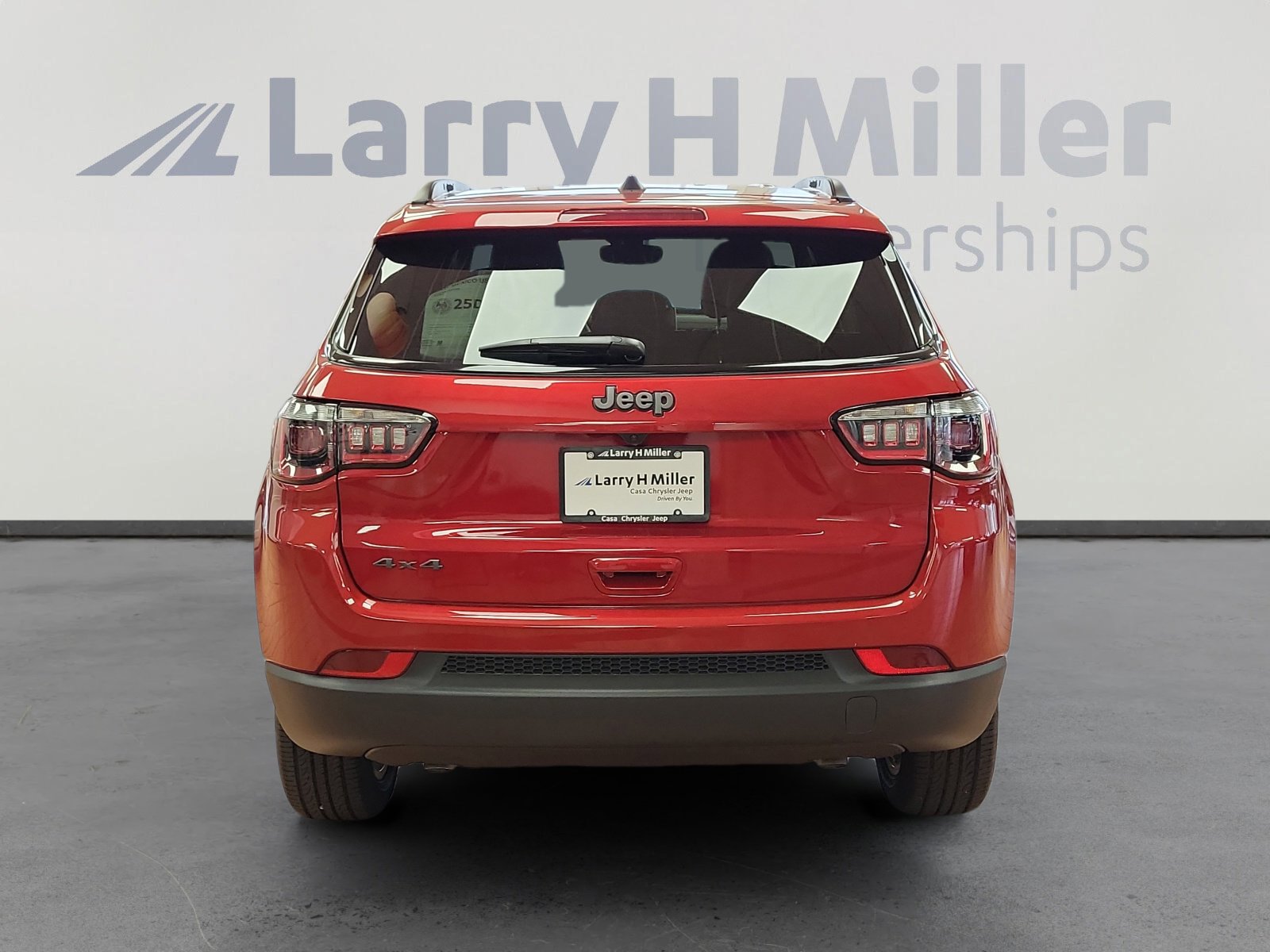 New 2026 Jeep Compass Latitude image 5