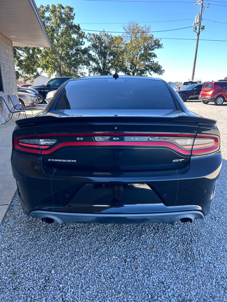 Used 2019 Dodge Charger GT image 4
