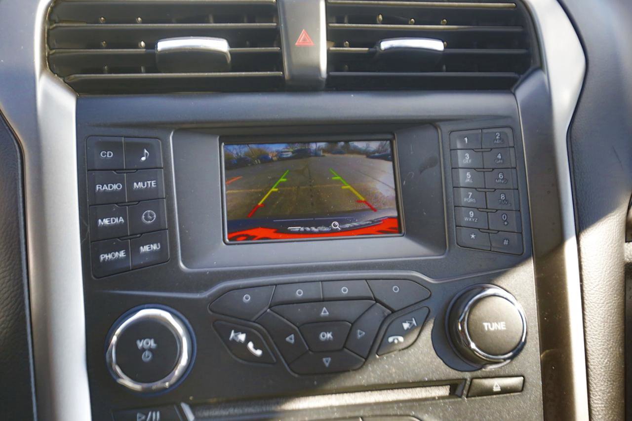 Used 2018 Ford Fusion S image 9