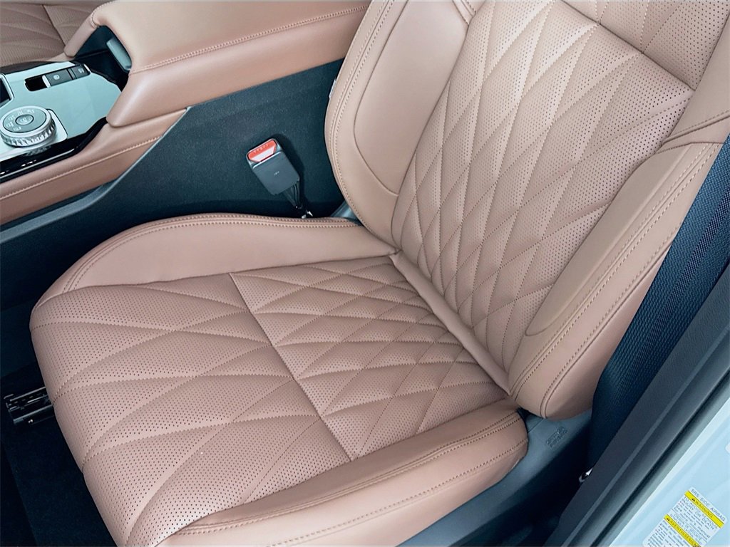 New 2025 Mitsubishi Outlander SEL image 20