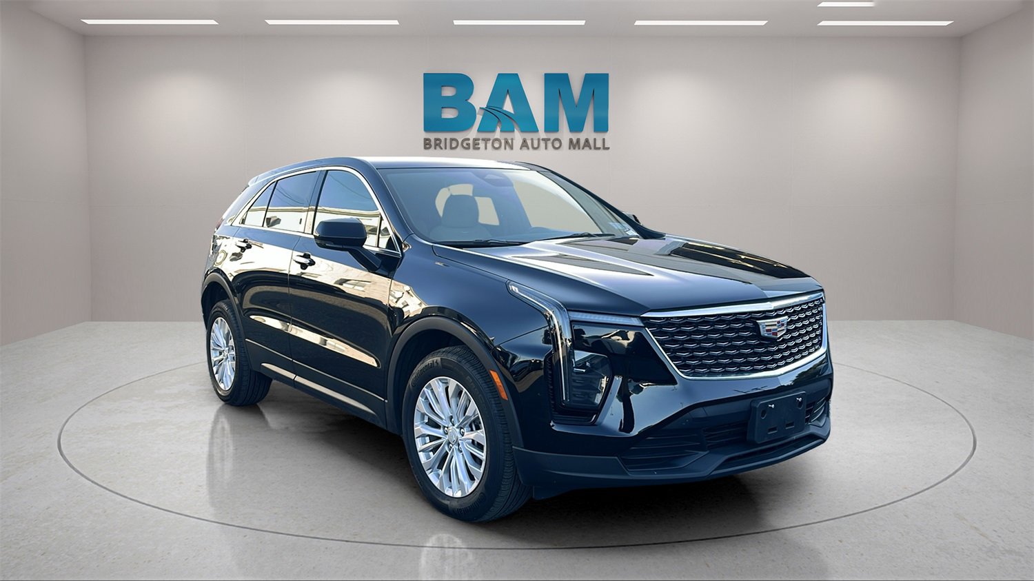 Used 2024 Cadillac XT4 Luxury w/ Cold Weather Package