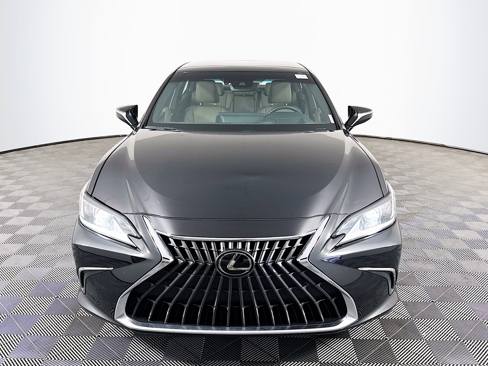 Used 2024 Lexus ES 350 w/ Premium Package image 2