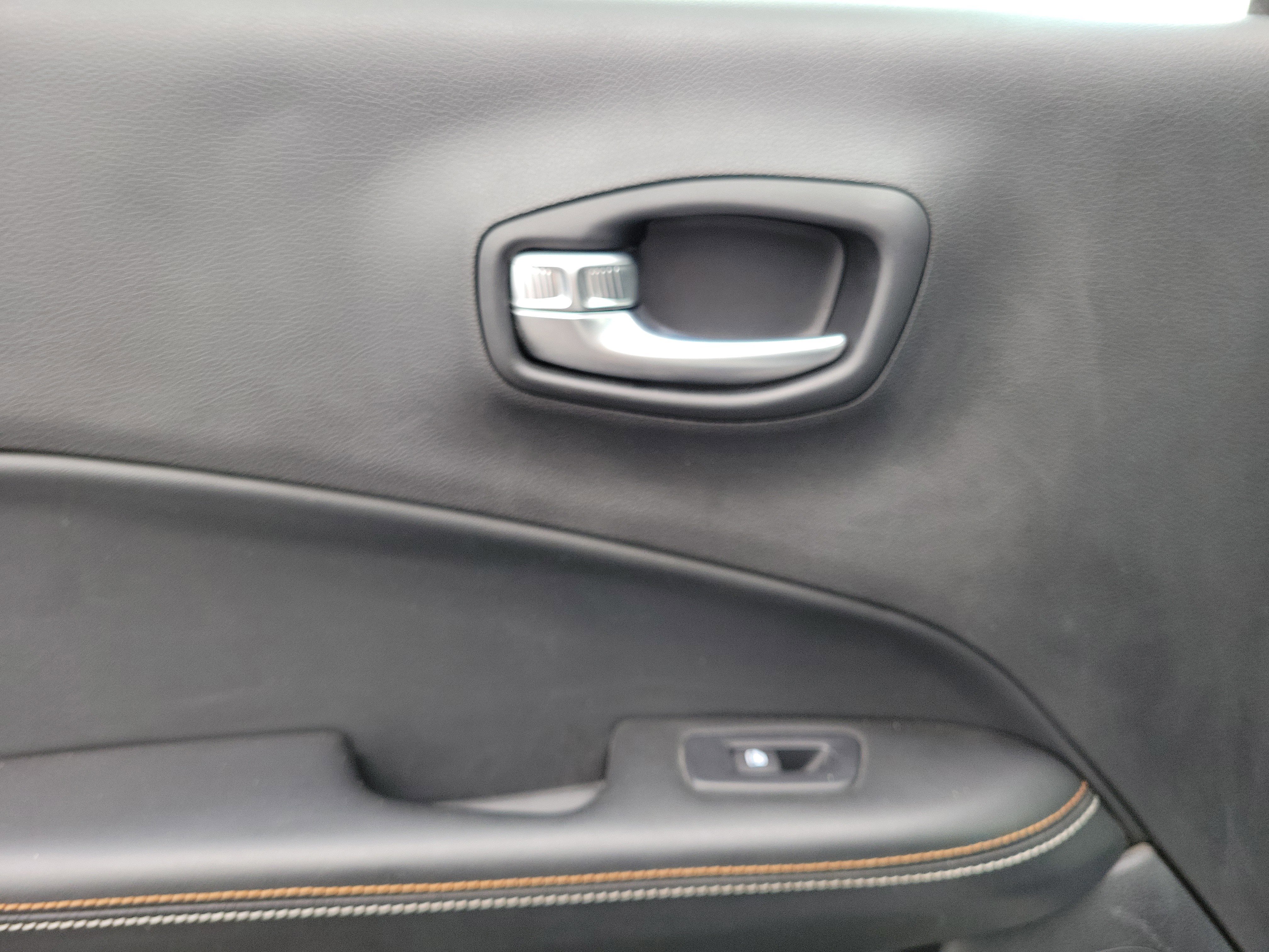 Used 2019 Jeep Compass Sport image 12