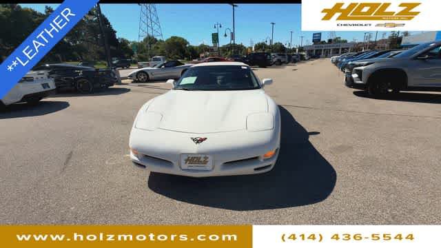 Used 2002 Chevrolet Corvette Convertible w/ Preferred Equipment Group2 RWD image 3