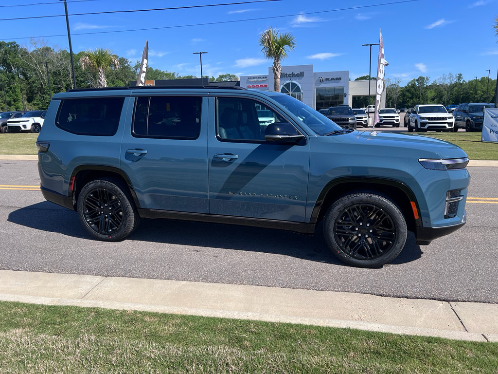 New 2026 Jeep Grand Wagoneer Limited AWD/4WD image 5