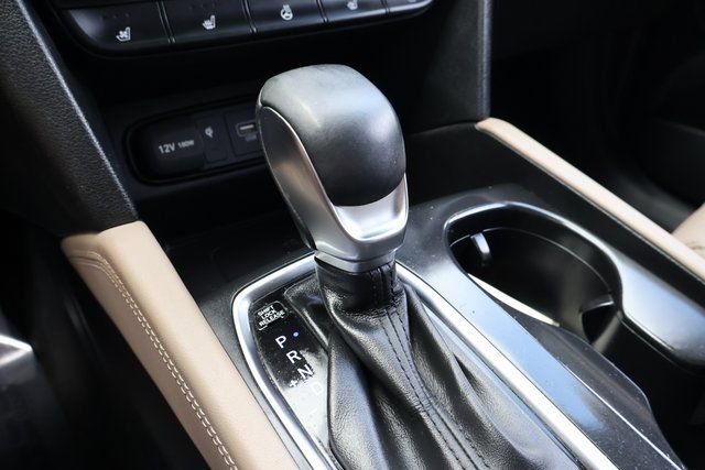 Used 2020 Hyundai Santa Fe Limited image 24