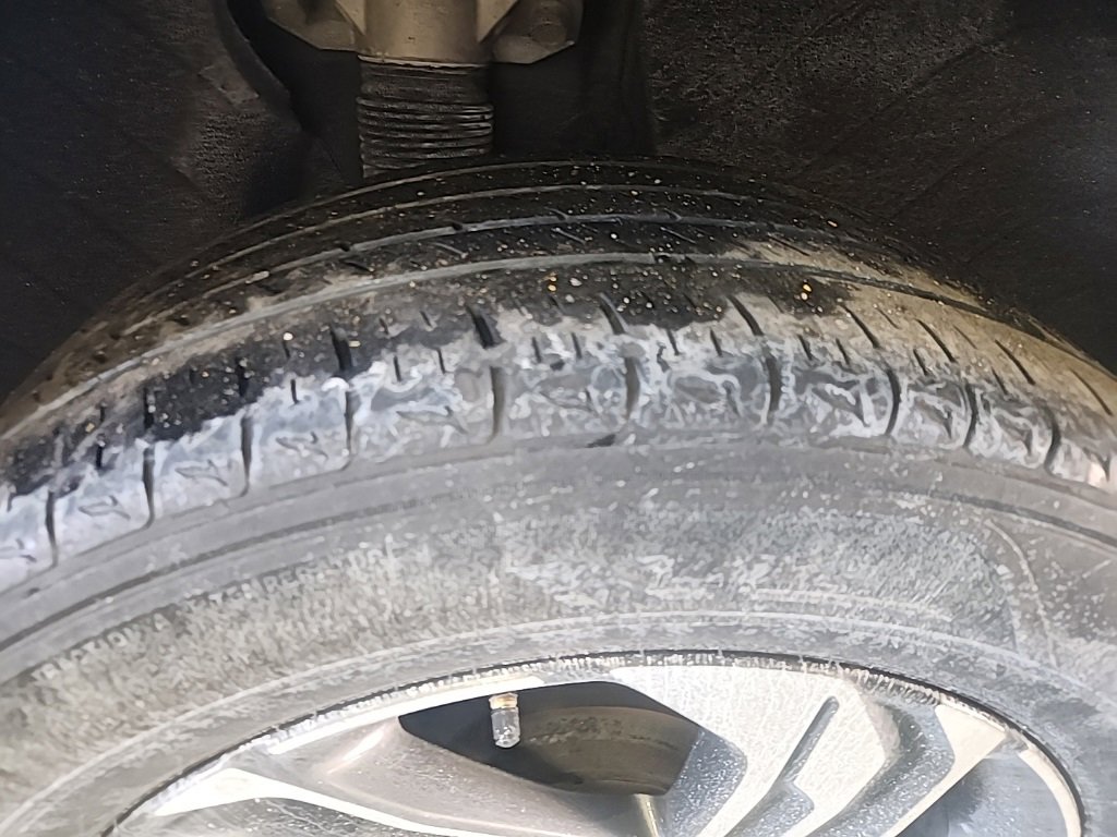 Used 2023 Hyundai Santa Fe SEL w/ Premium Package image 6