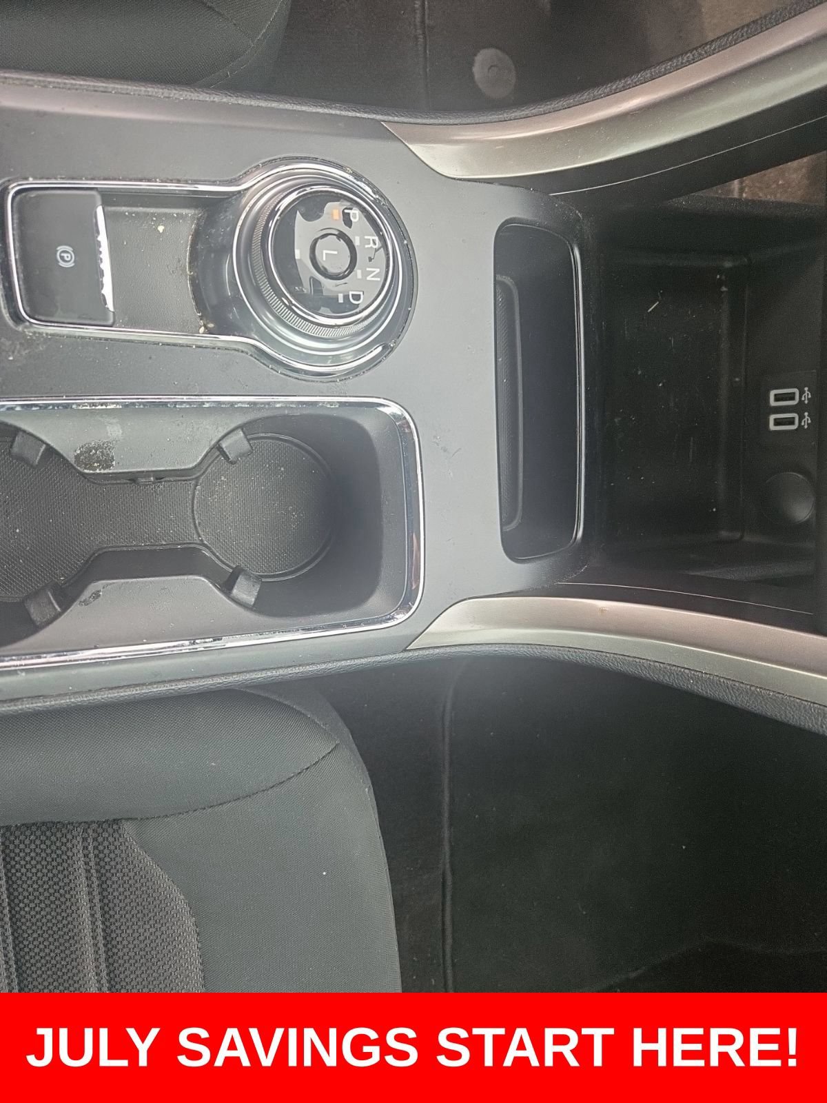Used 2020 Ford Fusion SE FWD image 17