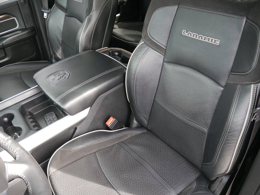 Used 2019 RAM 3500 Laramie image 42