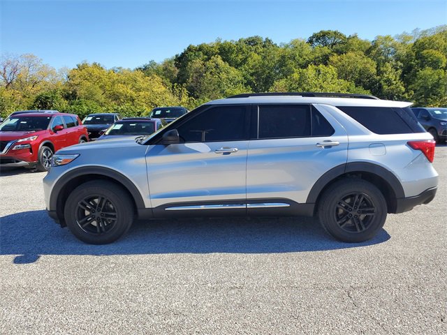 Used 2022 Ford Explorer XLT image 8