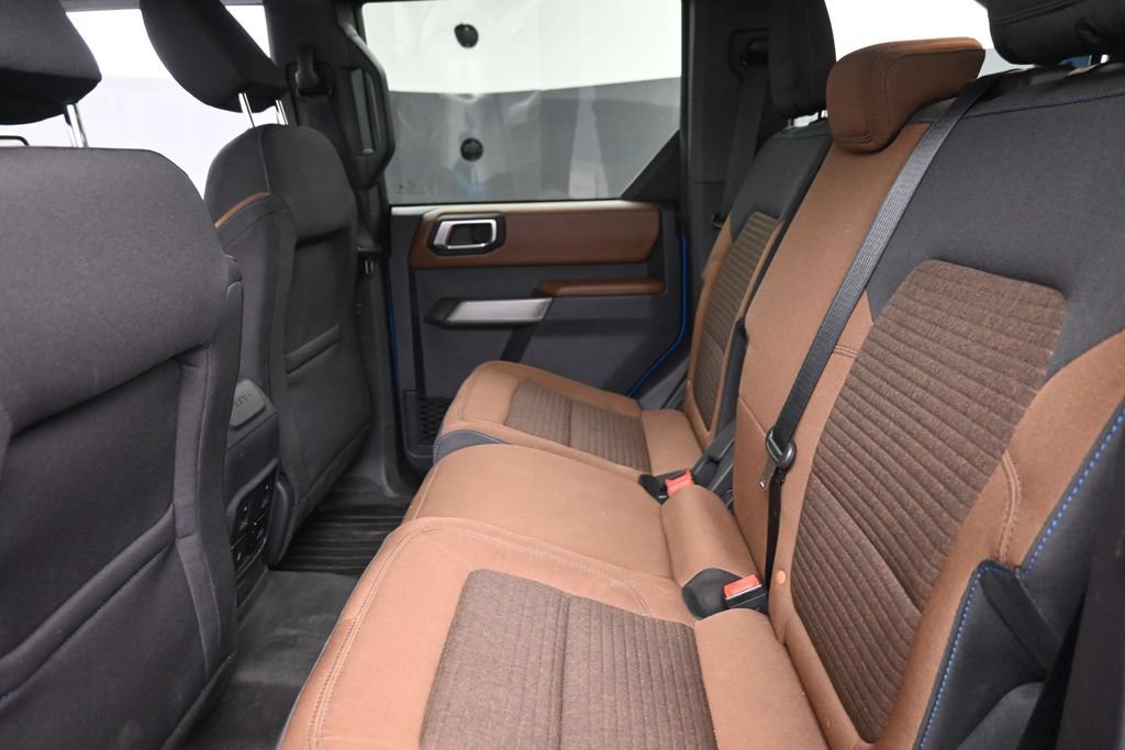 Used 2023 Ford Bronco Outer Banks AWD/4WD image 12