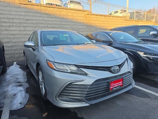 Used 2024 Toyota Camry LE image 3