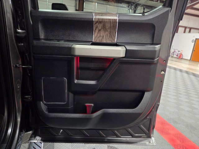 Used 2017 Ford F250 Lariat w/ Lariat Ultimate Package image 37