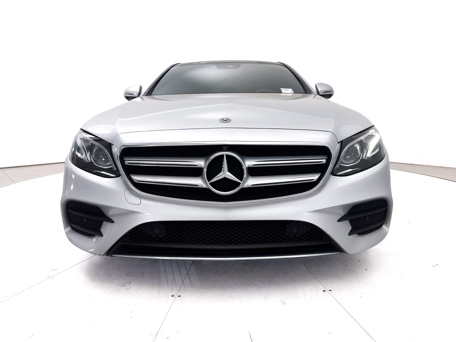 Used 2019 Mercedes-Benz E 300 4MATIC image 15