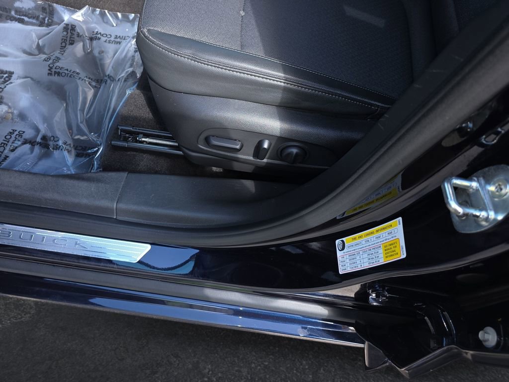 Used 2020 Buick Encore GX Select w/ Sport Touring Package image 38