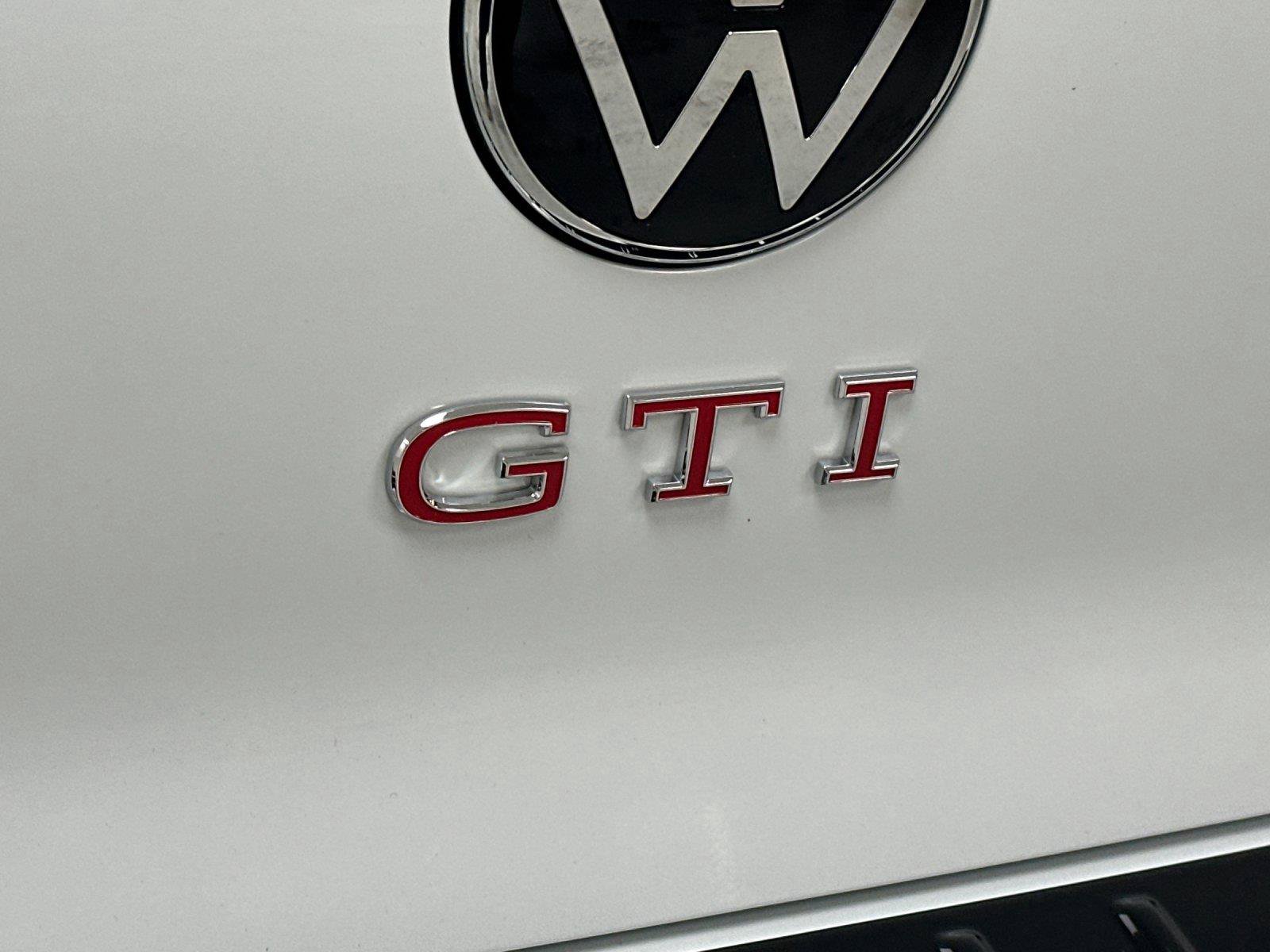 New 2026 Volkswagen GTI SE FWD image 26