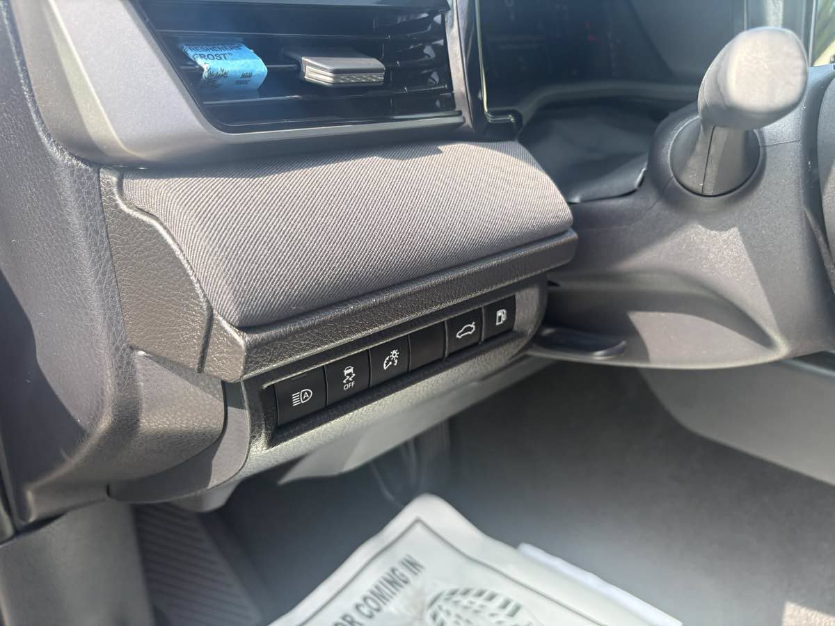 Used 2026 Toyota Camry LE FWD image 22