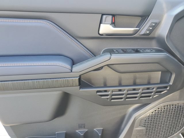 New 2026 Toyota 4Runner Platinum AWD/4WD image 16
